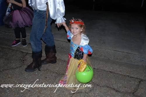 toddler snow white