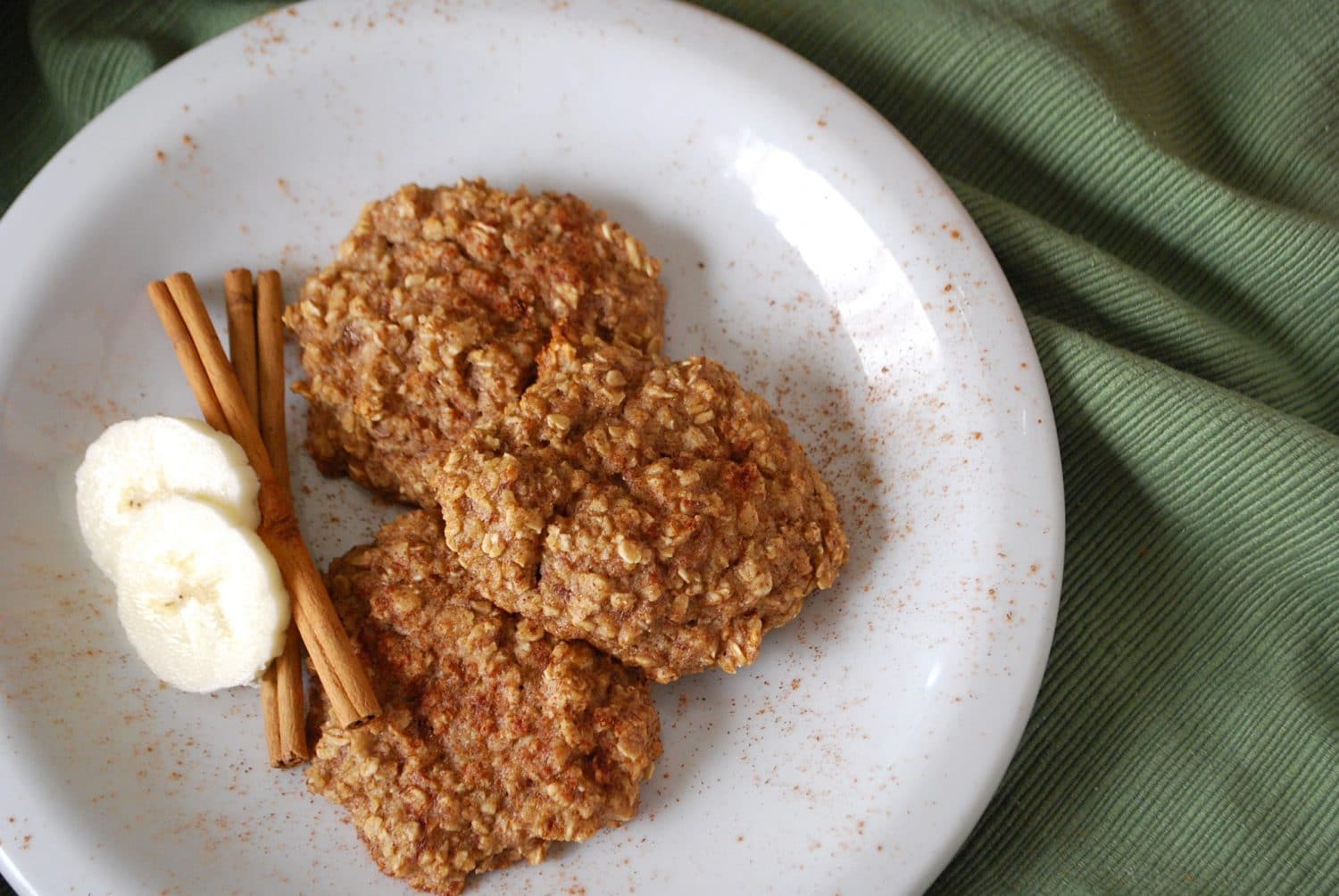 flourless breakfast oatmeal cookies