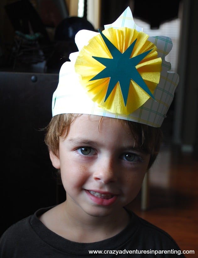 Easy DIY Birthday Crown