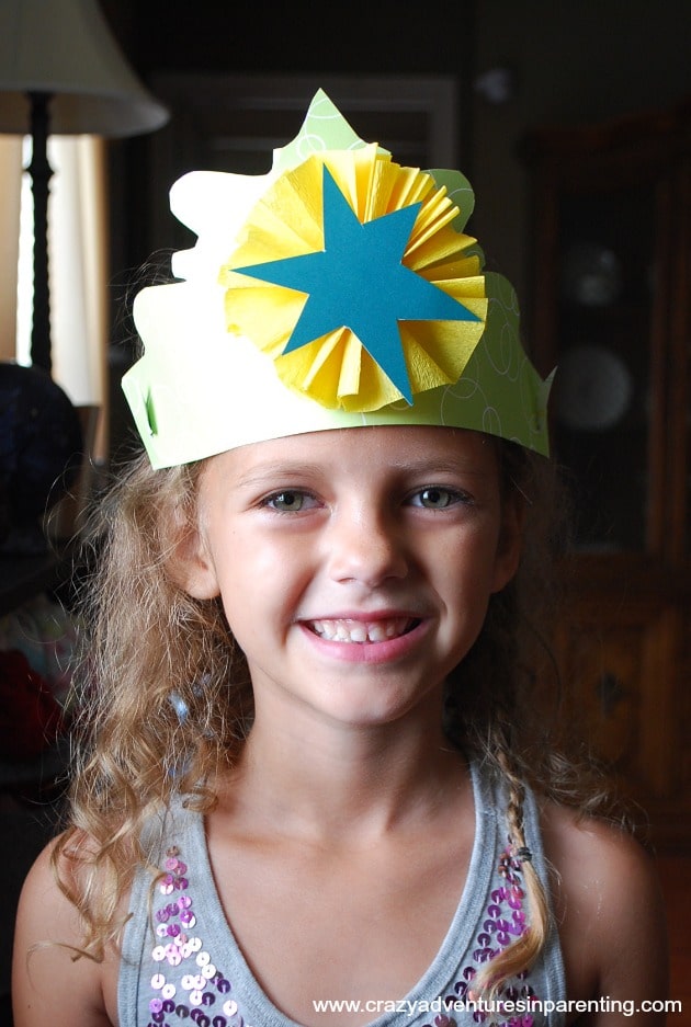 DIY Birthday Crowns | Crazy Adventures in Parenting