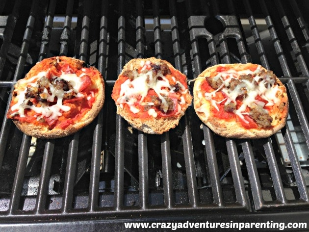 Grilled Pizza with Finex's Grill Pan – The Happy Cook