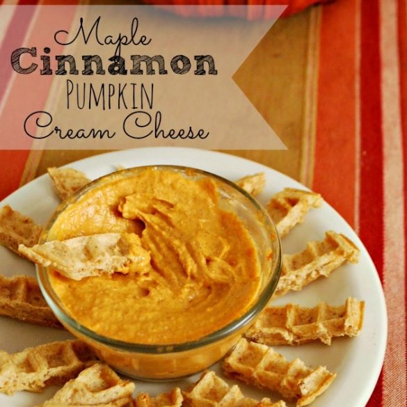 Maple Cinnamon Pumpkin Cream Cheese Dip