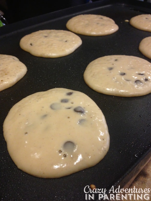 chocolate chip vanilla pancakes