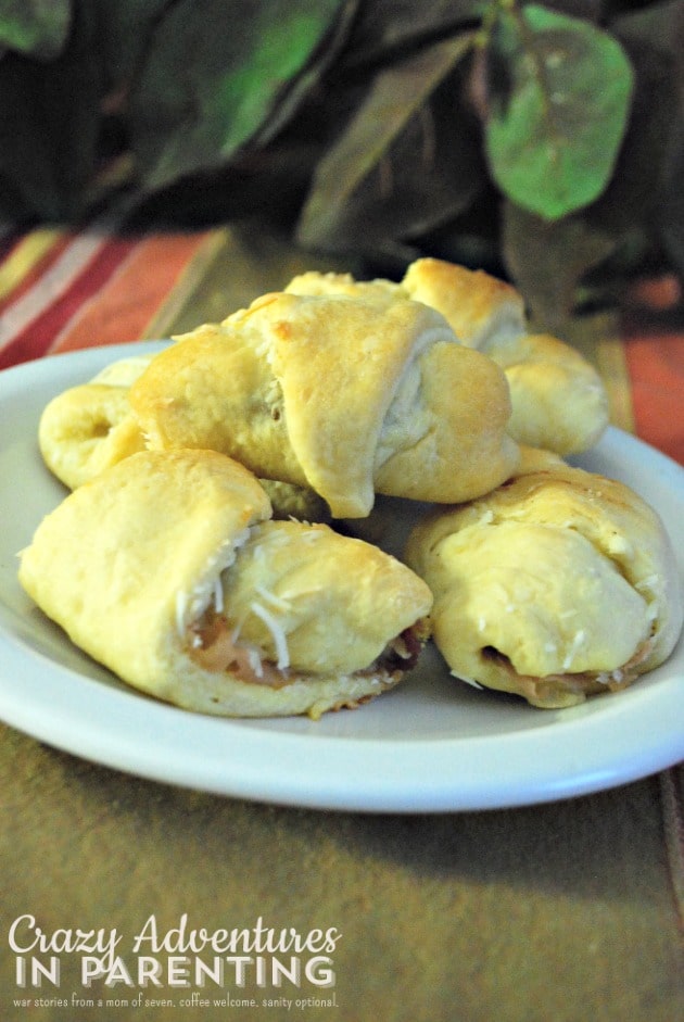 Kentucky Hot Brown Crescents