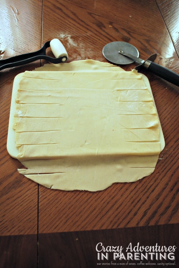 cutting the pie crust