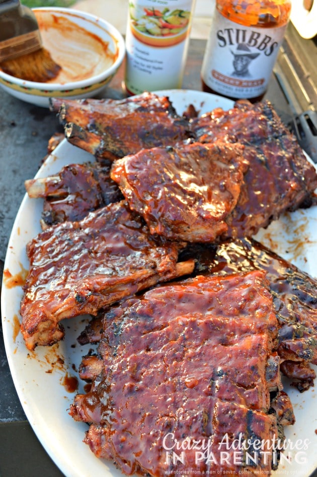 barbecue ribs fresh off the grill