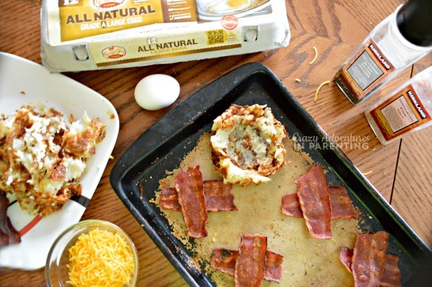 creating Bacon Egg and Hash Brown Nests