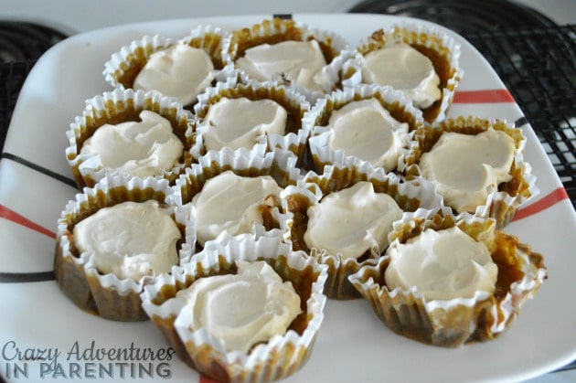 Pumpkin Pie Cupcakes ready to eat