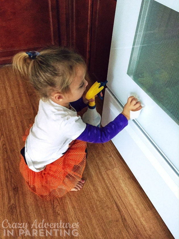 cleaning baby ponytail