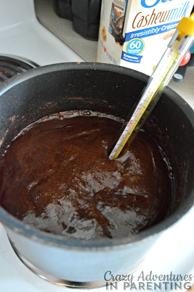 fudge simmering to reach soft ball temperature