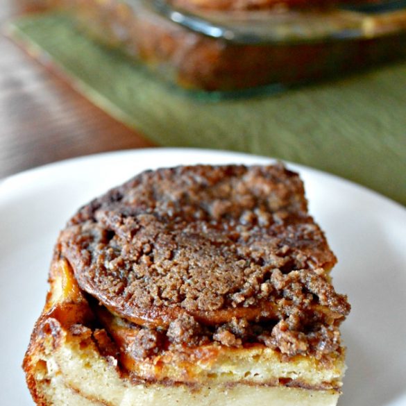 Cinnamon Roll Pancake Bake plated