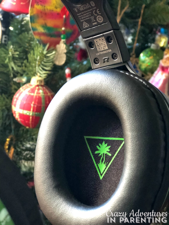 Turtle Beach Stealth 700 Gaming Headset details inside