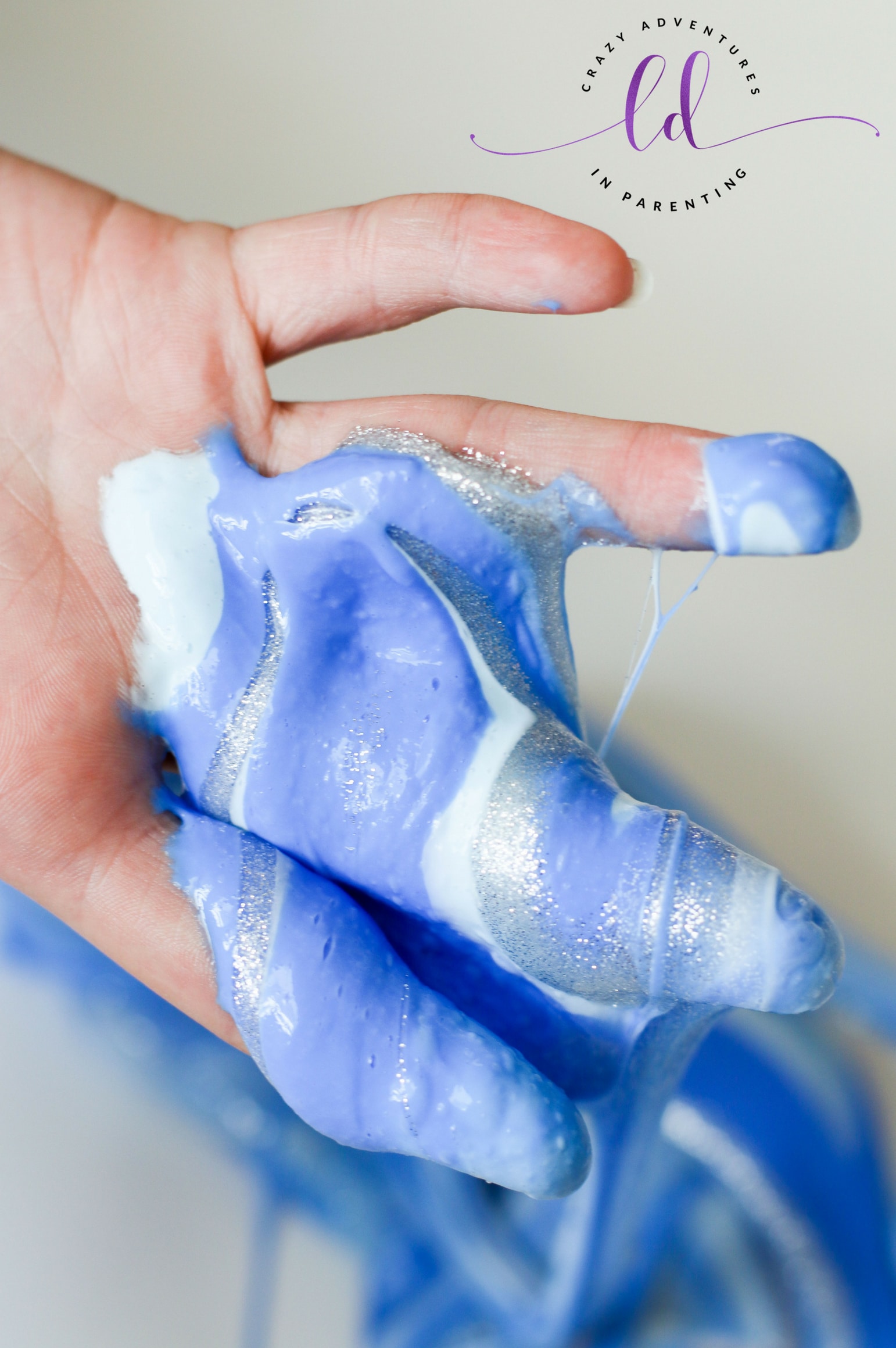 Slime fingers - glitter slime for boys