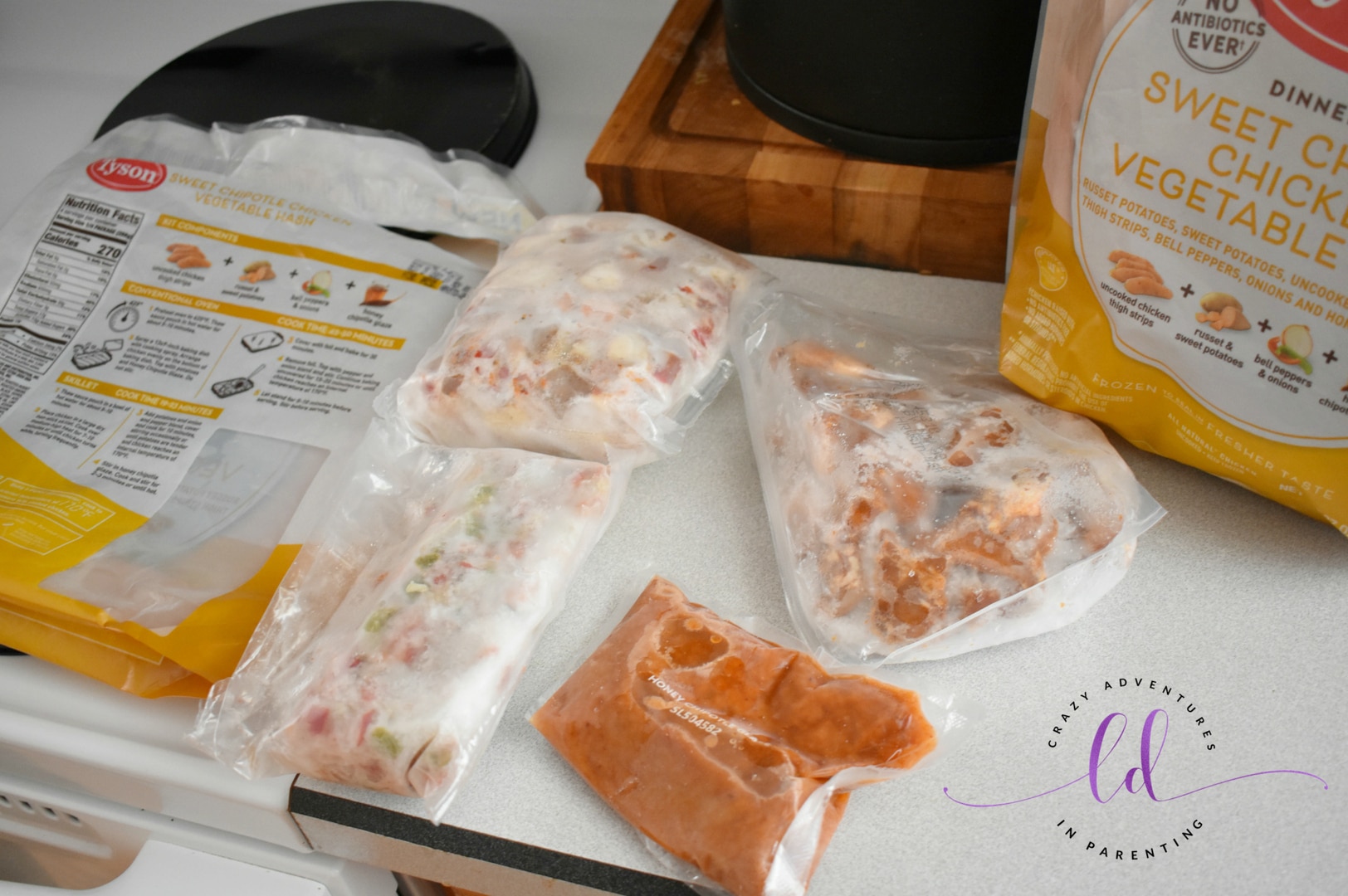 Tyson Sweet Chipotle Chicken & Vegetable Hash Frozen Dinner Kits ingredients