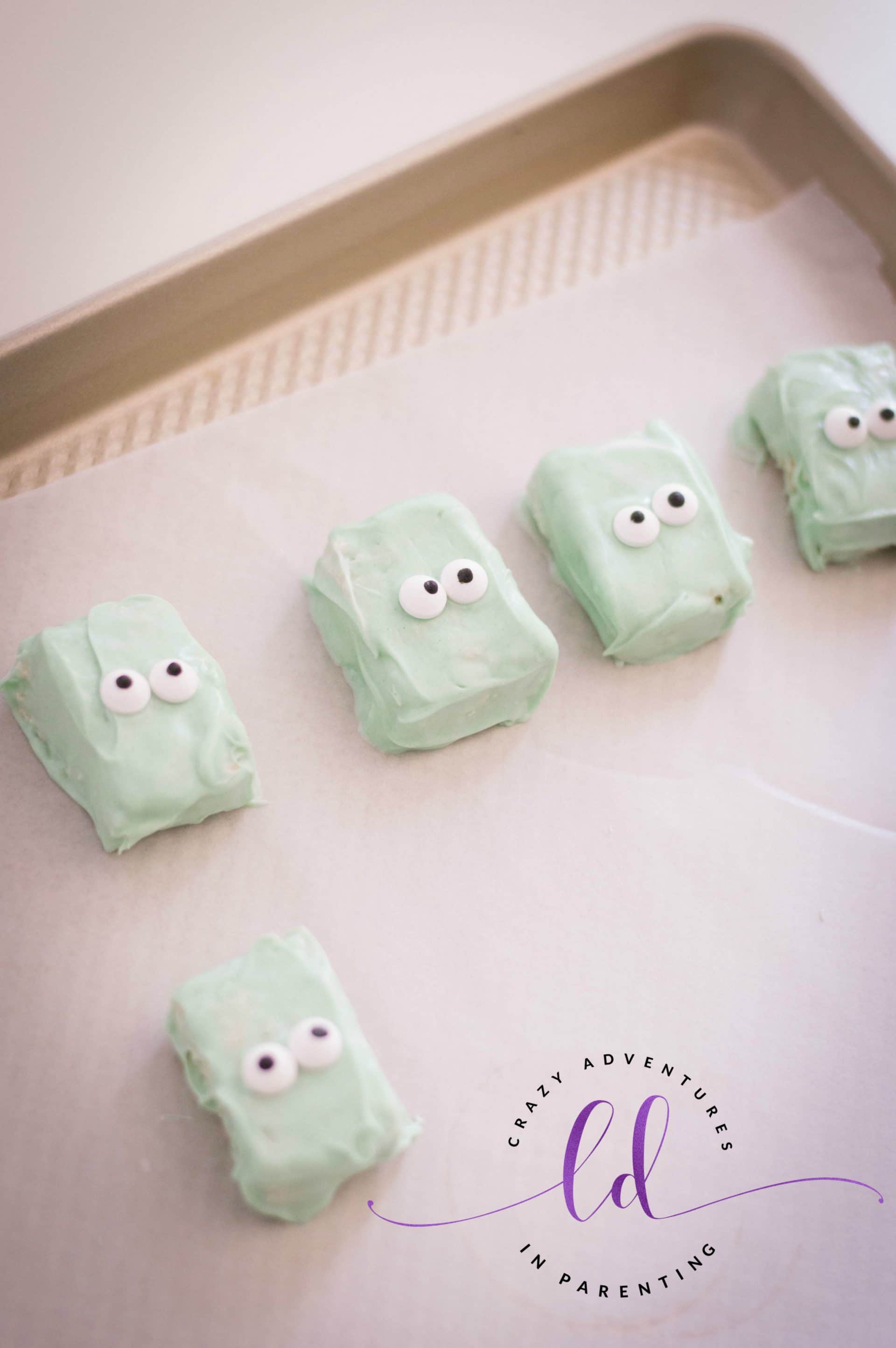 Frosted Frankenstein Cupcakes
