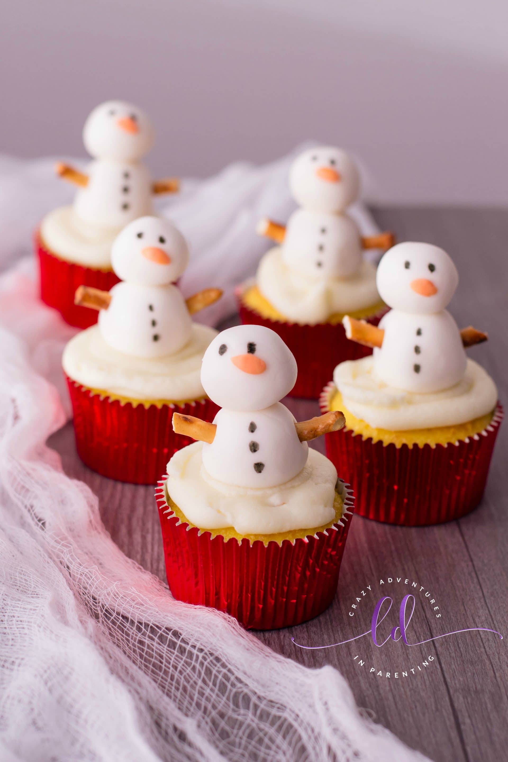 Easy Snowman Cupcakes Recipe