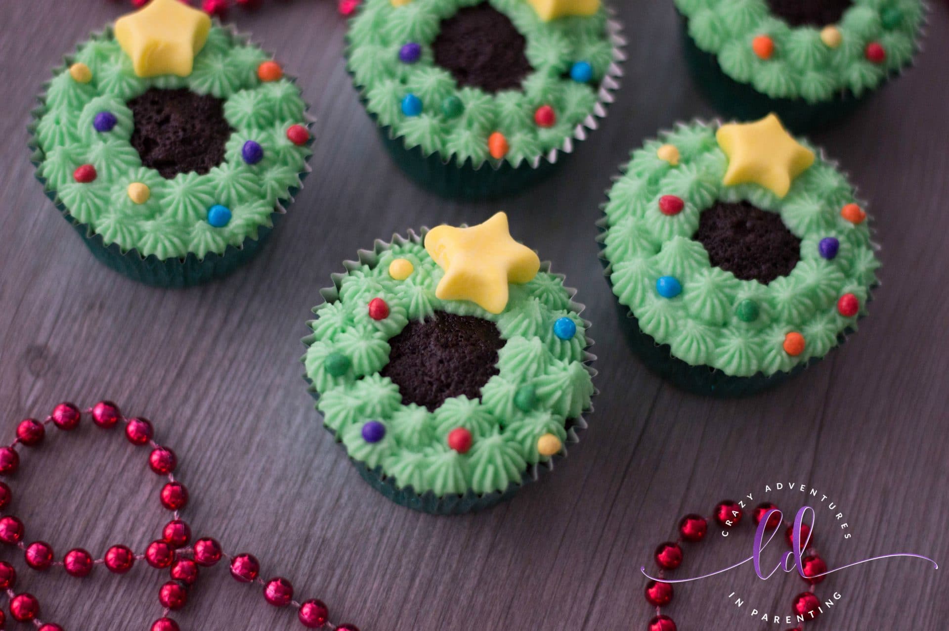 Festive Christmas Wreath Cupcakes