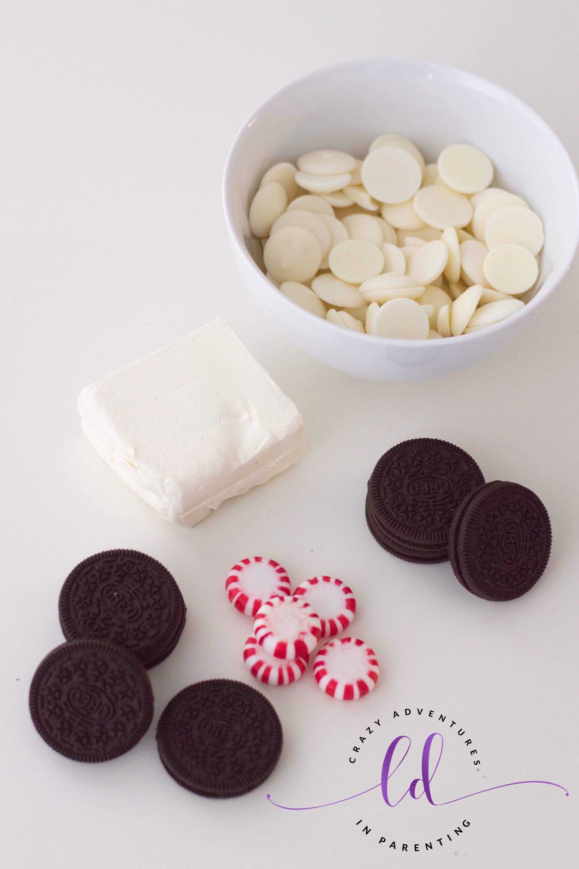 Ingredients to Make Peppermint Oreo Truffles