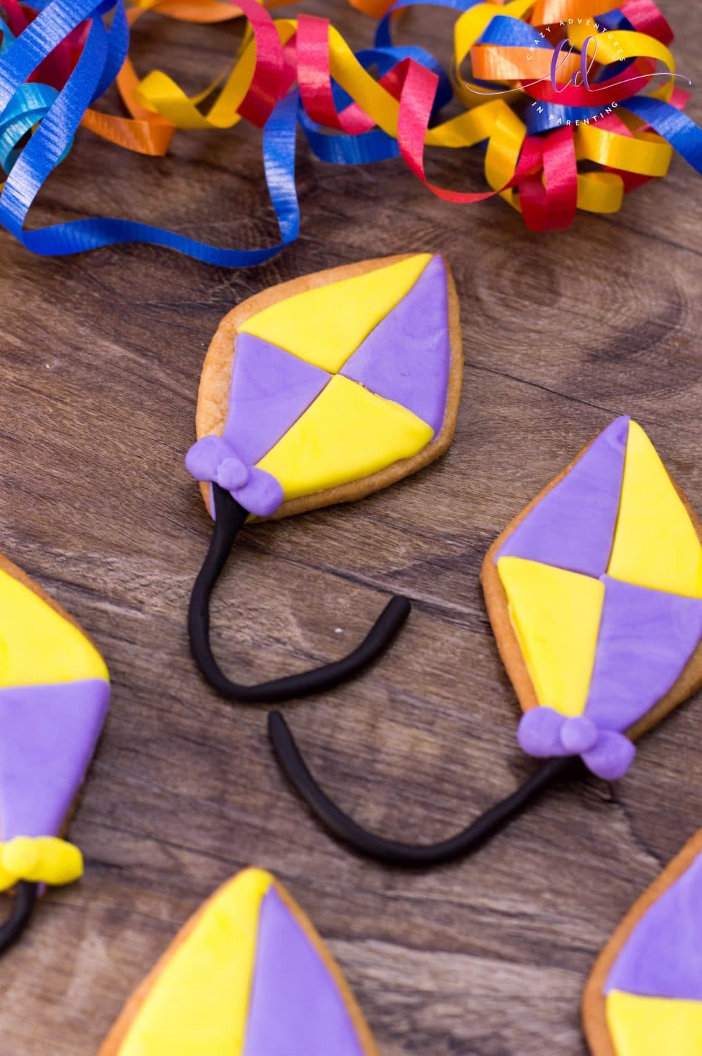 Simple Kite Sugar Cookies