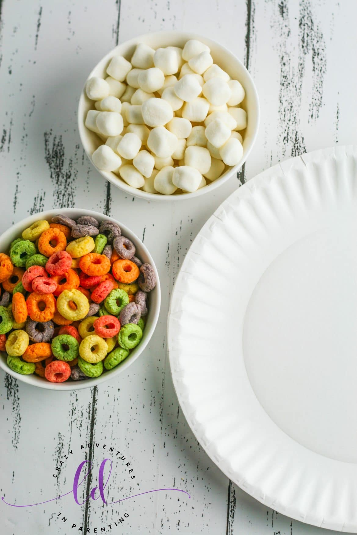 Cereal Rainbow Craft | Crazy Adventures in Parenting