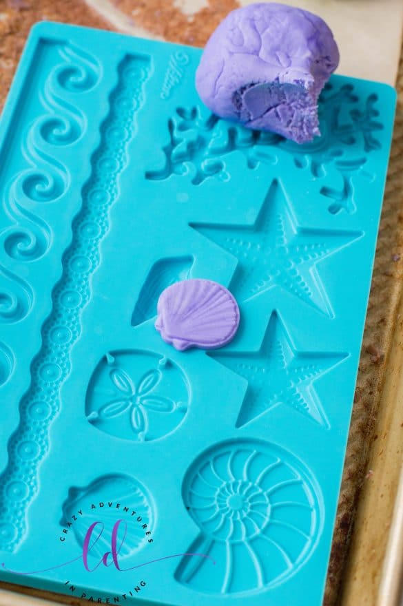 Mermaid Mini Cakes | Crazy Adventures in Parenting