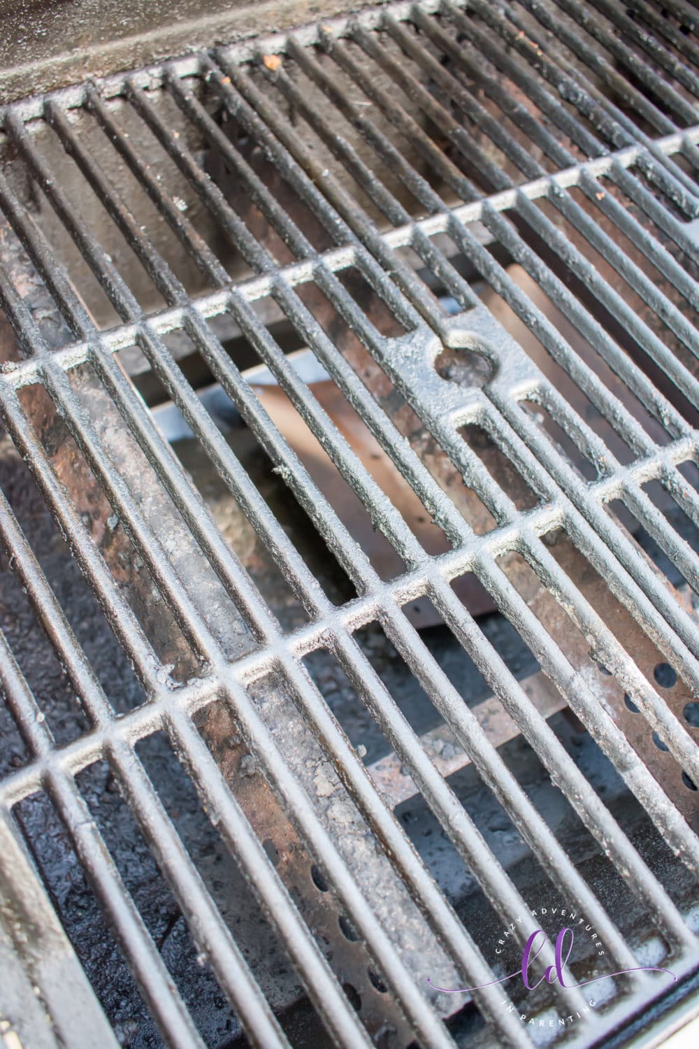 Close-Up of Gunk Before Using Goo Gone Grill and Grate Cleaner