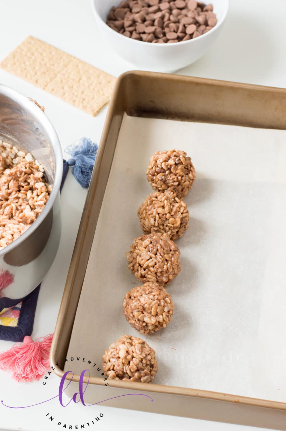 Create Spheres for S'mores Rice Krispies Treats