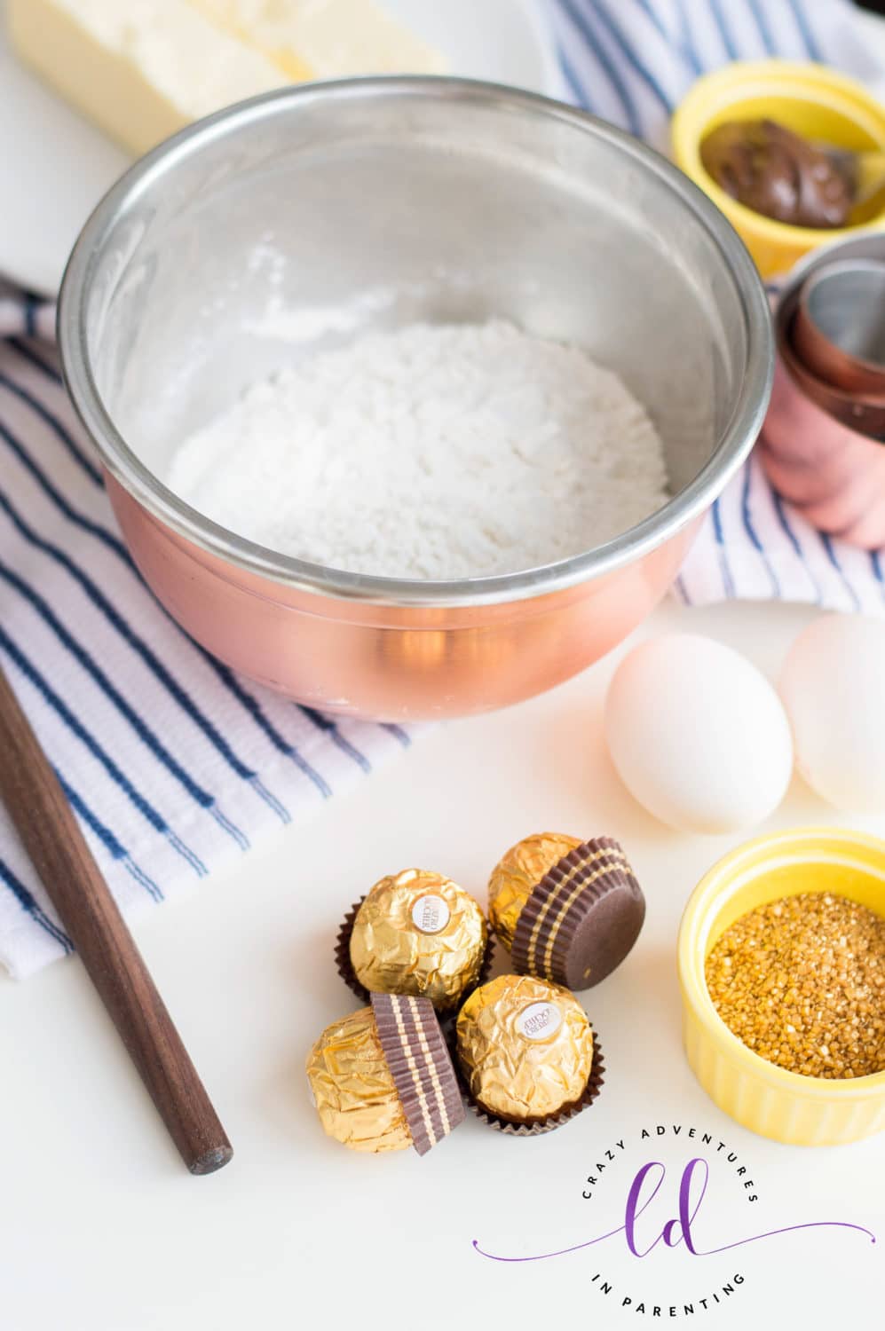 Sift Dry Ingredients to Make Golden Ferrero Rocher New Year's Eve Cupcakes