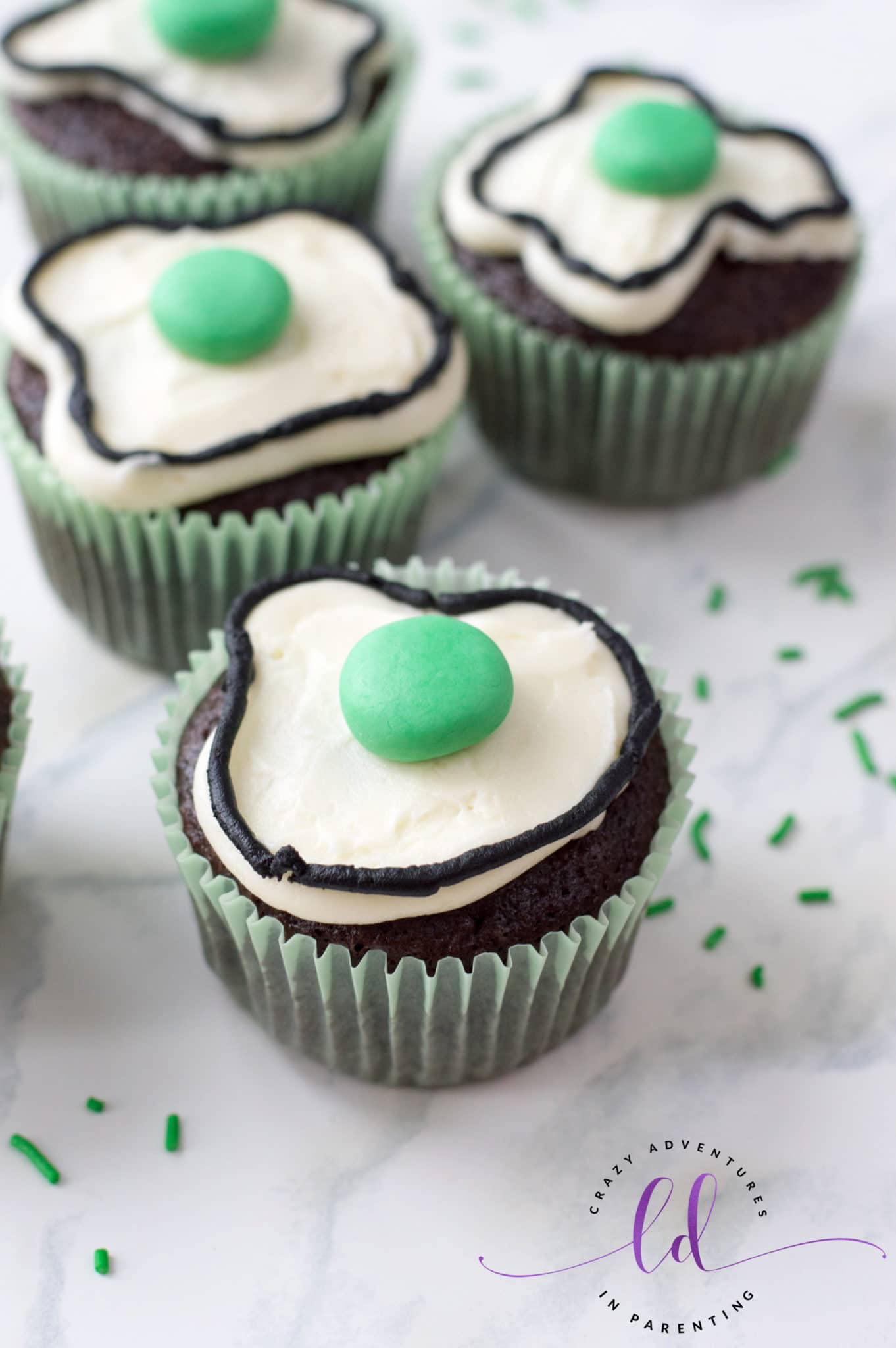 Green Eggs and Ham Cupcakes for Dr. Seuss Birthday | Crazy Adventures 