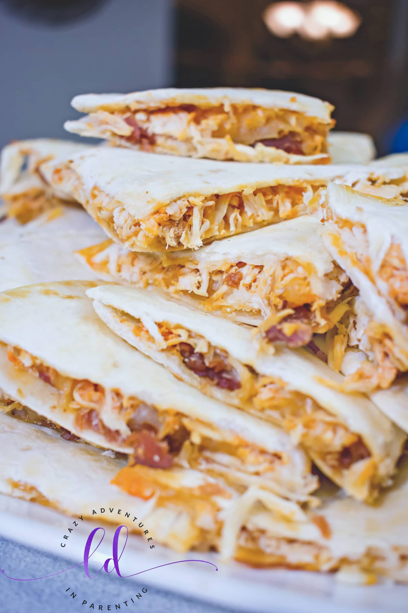 Buffalo Chicken Bacon Ranch Quesadillas to Eat